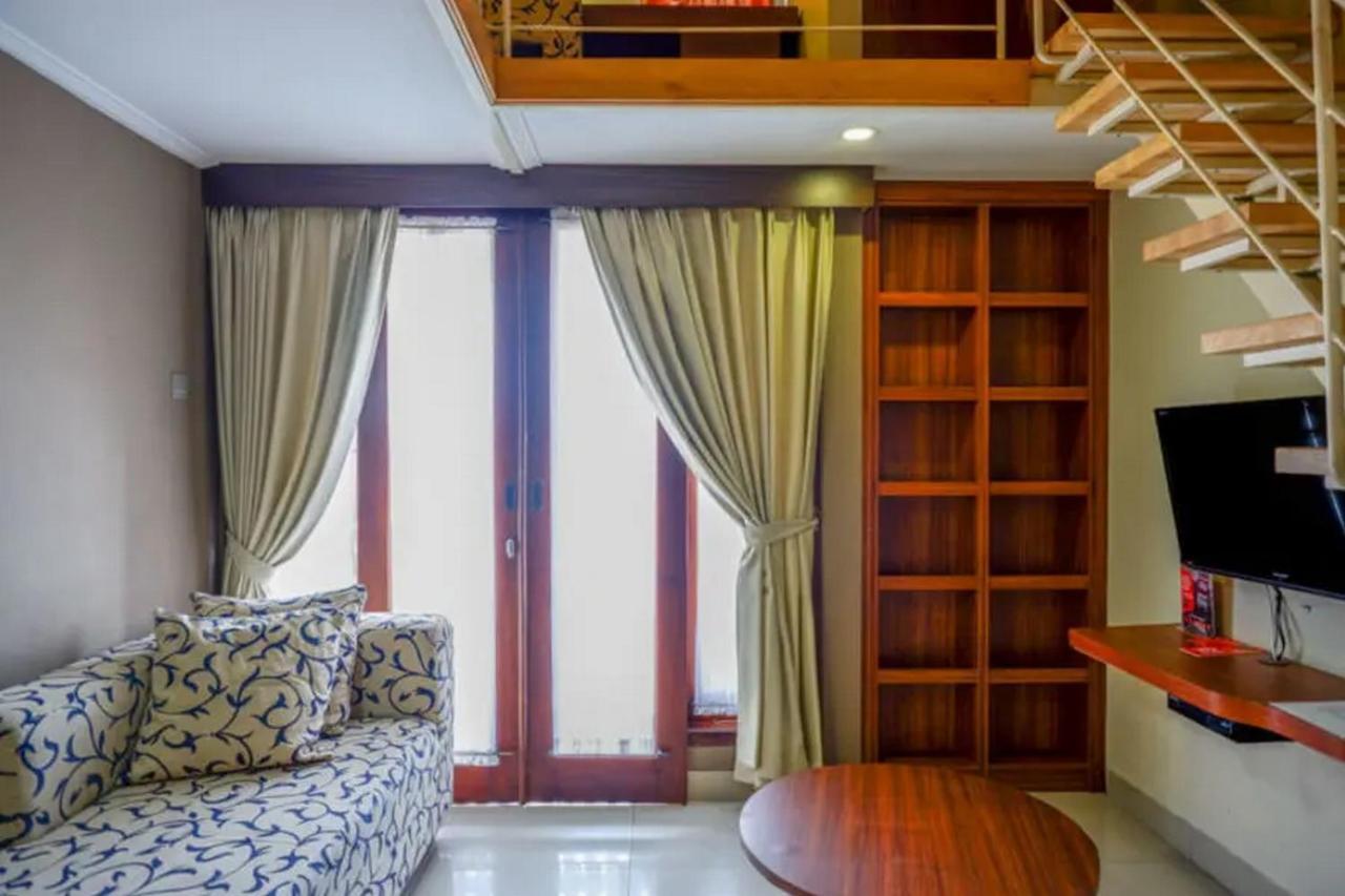Urbanview Rumah Kandjani Yogyakarta Kejayan المظهر الخارجي الصورة